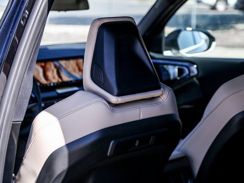 Used 2026 BMW X3 xDrive30 w/ Premium Package image 22