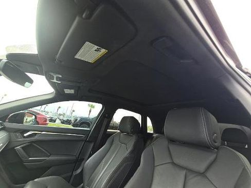 Used 2022 Audi Q3 2.0T Premium Plus image 6