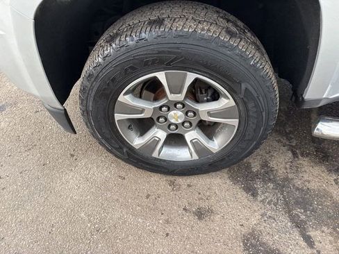 Used 2018 Chevrolet Colorado Z71 image 46
