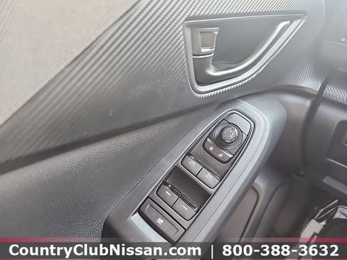 Used 2024 Subaru Crosstrek 2.0i Premium AWD/4WD image 18