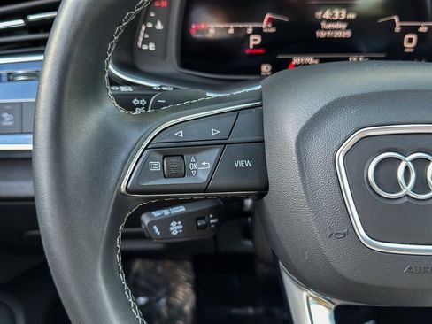 Used 2025 Audi Q8 Premium Plus image 28