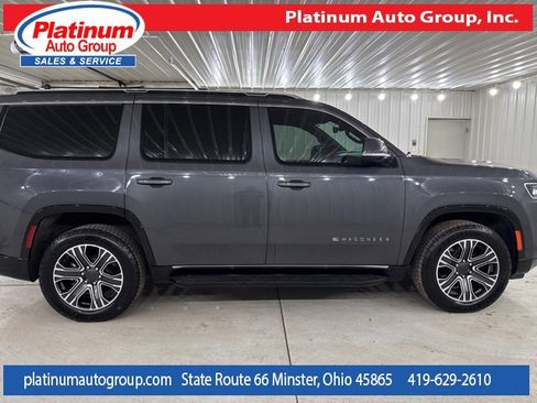 Used 2022 Jeep Wagoneer Series III image 6