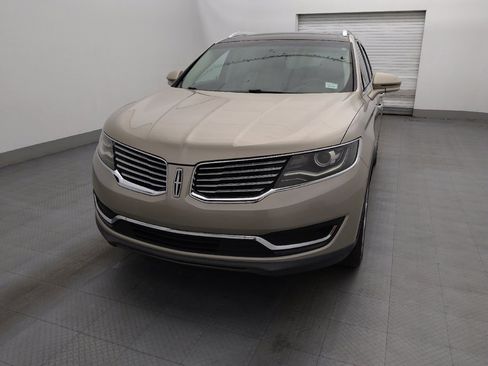 Used 2017 Lincoln MKX Reserve image 15