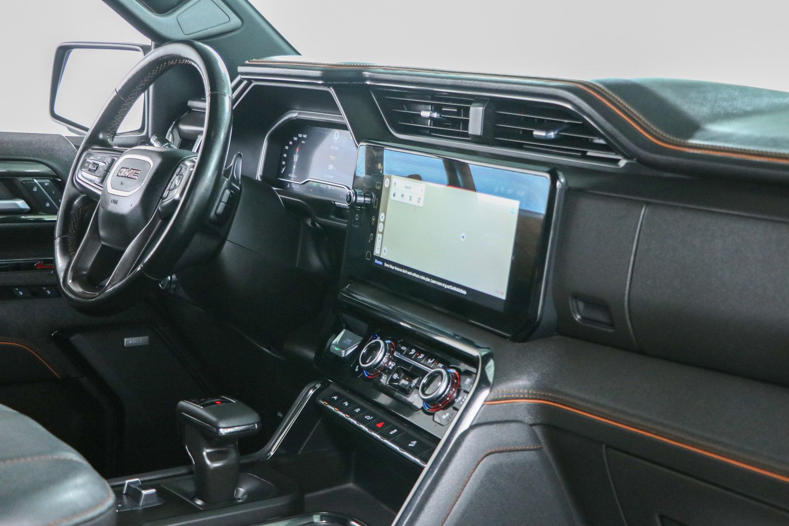 Used 2023 GMC Sierra 1500 AT4 w/ Technology Package AWD/4WD image 29