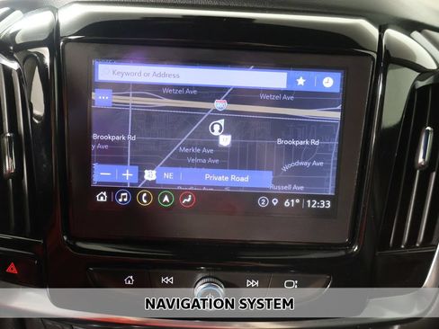 Used 2023 Chevrolet Traverse Premier AWD/4WD image 3