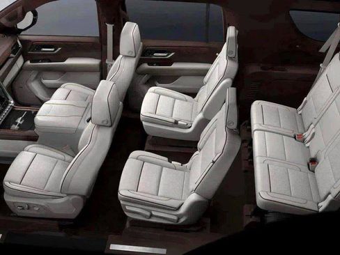 New 2026 GMC Yukon XL Denali w/ Sun & Power Step Package AWD/4WD image 31