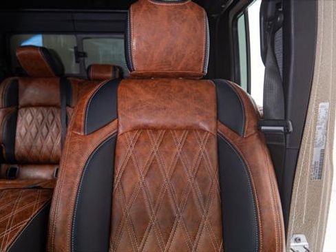 Used 2025 Jeep Gladiator Sport image 45