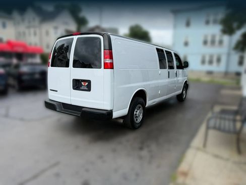 Used 2021 Chevrolet Express 2500 Extended w/ Driver Convenience Package RWD image 5