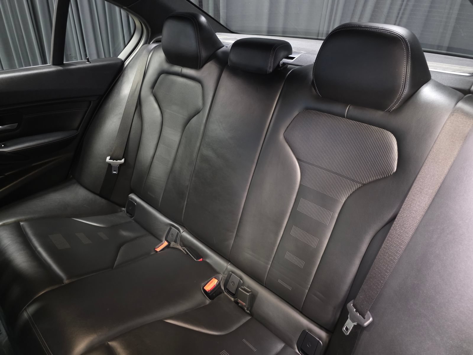 Used 2018 BMW M3 w/ Competition Package RWD image 36