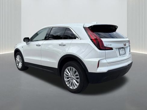 Certified 2024 Cadillac XT4 Luxury image 9
