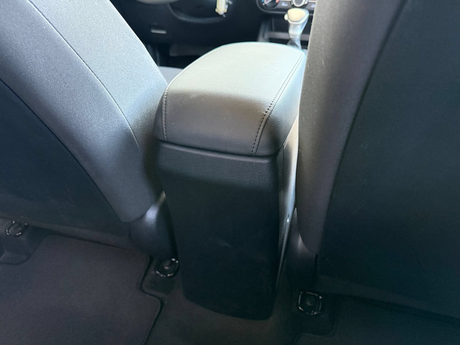 Used 2025 Kia Soul LX w/ LX Technology Package FWD image 22