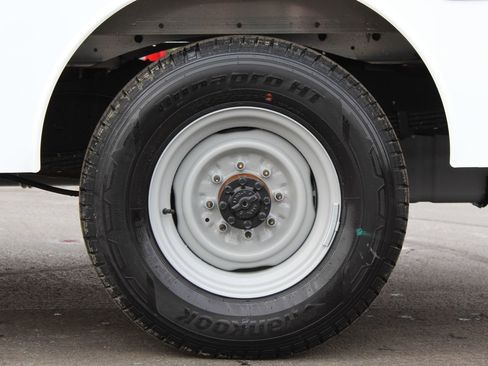 New 2026 Ford E-350 and Econoline 350 Super Duty w/ Power Equipment Group image 20