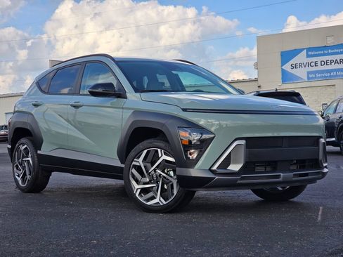 Used 2026 Hyundai Kona SEL Premium AWD/4WD image 2
