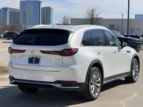 Used 2024 MAZDA CX-90 3.3 Turbo w/ Premium Package image 9