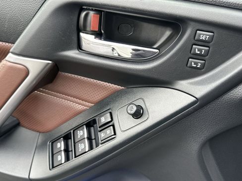 Used 2018 Subaru Forester 2.5i Touring image 15
