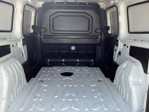Used 2022 RAM ProMaster City Tradesman FWD image 17