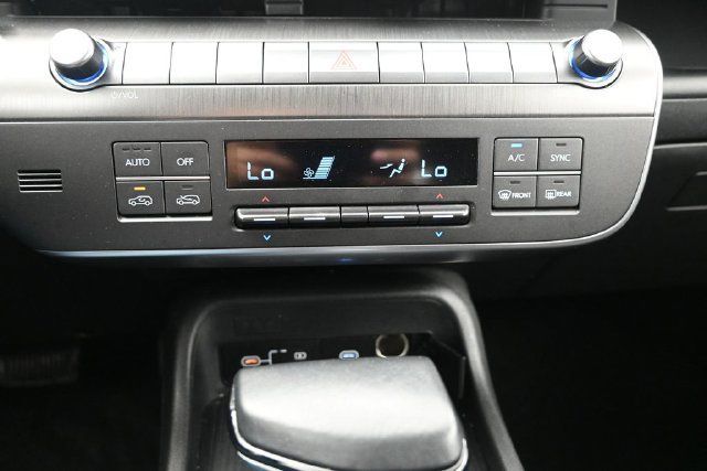 Used 2025 Hyundai Kona SEL AWD/4WD image 26