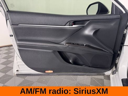 Used 2023 Toyota Camry XSE FWD image 11