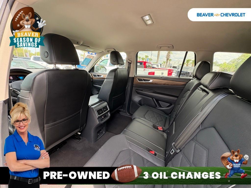 Used 2024 Volkswagen Atlas SE AWD/4WD image 15
