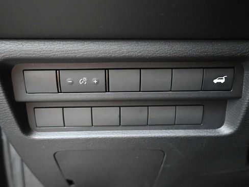 Used 2023 Mitsubishi Outlander SEL AWD/4WD image 21