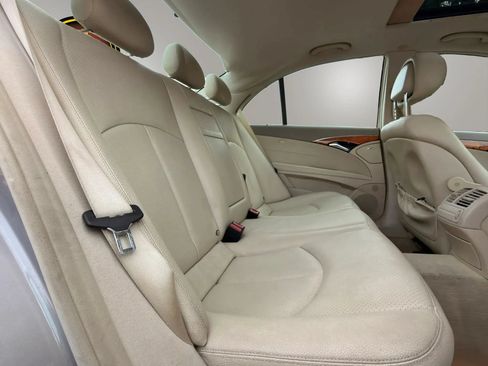 Used 2006 Mercedes-Benz E 320 CDI Sedan image 20