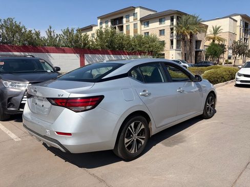 Used 2023 Nissan Sentra SV FWD image 2
