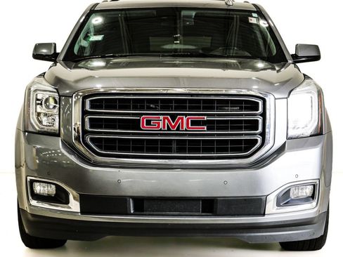 Used 2020 GMC Yukon XL SLT AWD/4WD image 2