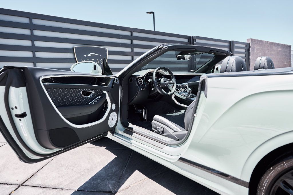 Used 2024 Bentley Continental GT Speed AWD/4WD image 28