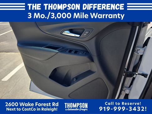 Used 2018 Chevrolet Equinox LT FWD image 26