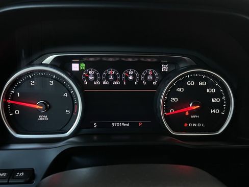 Used 2021 Chevrolet Silverado 2500 LTZ w/ LTZ Plus Package image 19