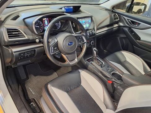 Used 2023 Subaru Crosstrek 2.5i Limited w/ Popular Package #3 image 4