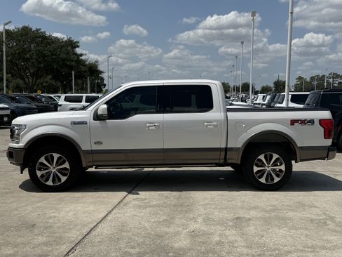 Used 2018 Ford F150 King Ranch w/ Equipment Group 601A Luxury AWD/4WD image 8
