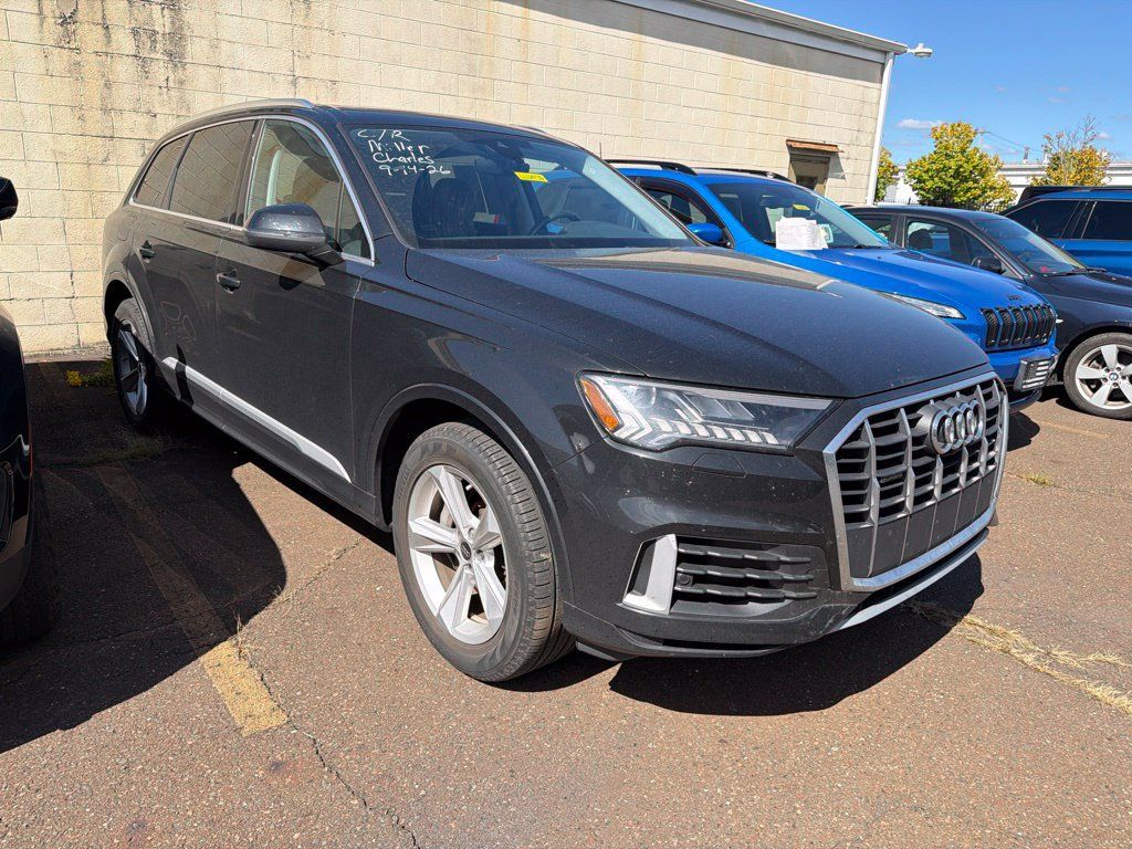 Used 2023 Audi Q7 2.0T Premium Plus w/ Premium Plus Package AWD/4WD image 4
