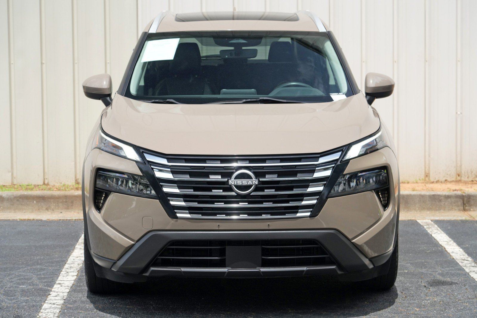 Used 2024 Nissan Rogue SV w/ SV Premium Package FWD image 43