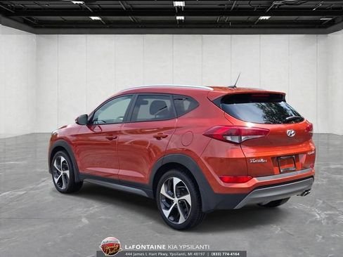 Used 2016 Hyundai Tucson Sport FWD image 3