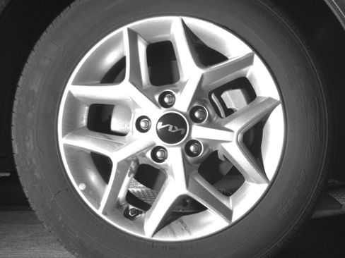 Used 2025 Kia Soul LX w/ LX Technology Package image 13