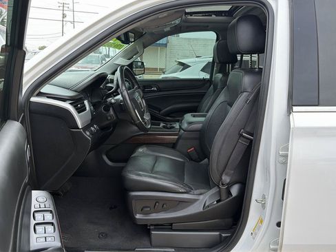 Used 2020 GMC Yukon SLT w/ Open Road Package AWD/4WD image 9