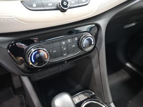 Used 2023 Buick Encore GX Preferred FWD image 17