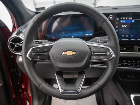 New 2026 Chevrolet Equinox LT w/ Convenience Package II AWD/4WD image 31