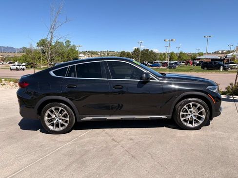 Used 2023 BMW X6 xDrive40i w/ Premium Package AWD/4WD image 9