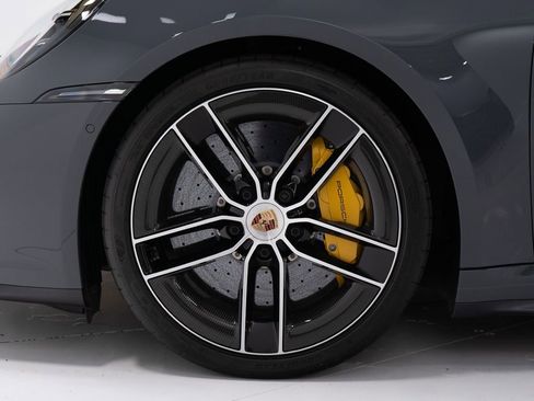 Used 2025 Porsche 911 Targa 4 GTS AWD/4WD image 45