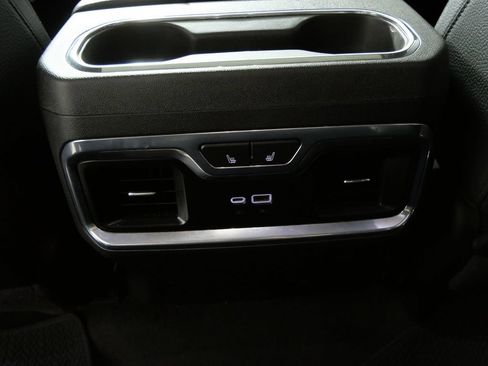 Used 2022 GMC Sierra 1500 Denali AWD/4WD image 22