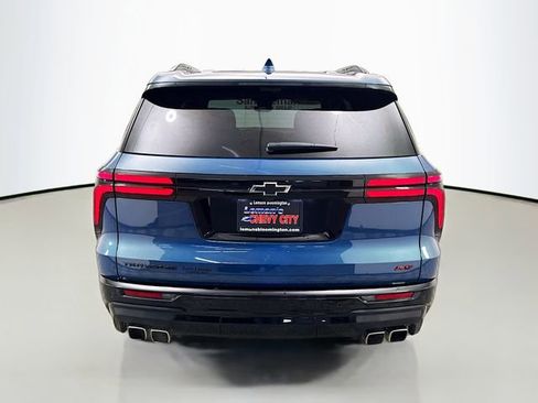 Used 2024 Chevrolet Traverse RS image 7