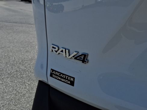 Certified 2023 Toyota RAV4 XLE AWD/4WD image 29