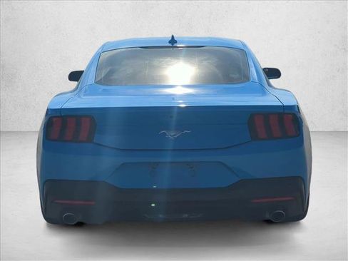 Used 2024 Ford Mustang Coupe image 6