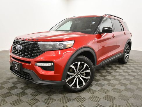 Used 2023 Ford Explorer ST-Line w/ Class IV Trailer Tow Package image 2