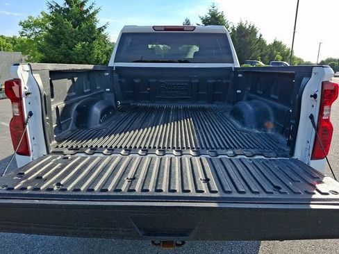 Used 2025 Chevrolet Silverado 2500 LT w/ Convenience Package AWD/4WD image 29