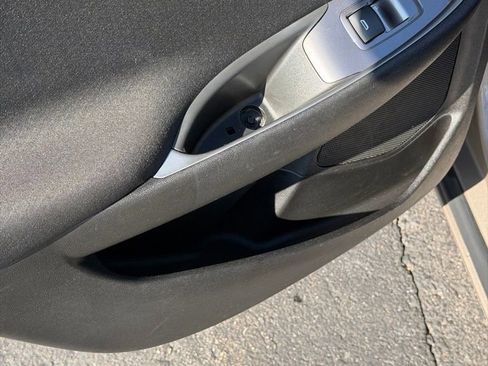 Used 2023 Chevrolet Malibu LT image 7