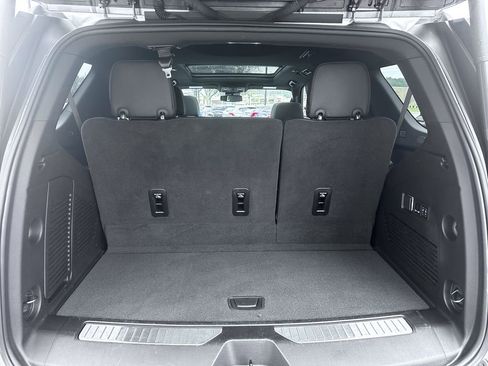 Used 2024 GMC Yukon AT4 image 33