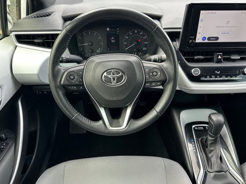 Certified 2024 Toyota Corolla SE image 17